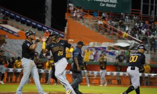 Las Águilas vencen a los Toros en duelo de pitcheo en el Francisco Micheli