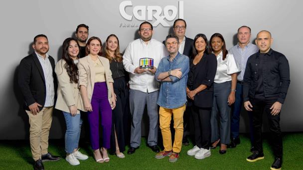 Farmacia Carol recibe reconocimiento por campaña “Sin bolas no hay juego”