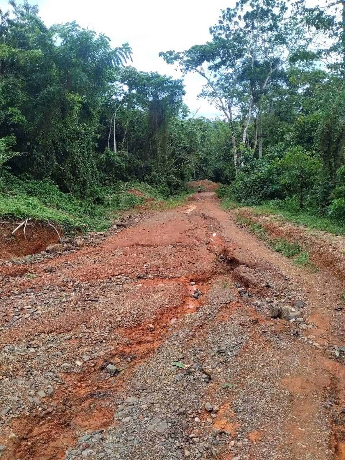 Condición de la calle en zonas de Miches.