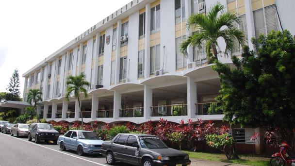Ayuntamiento afirma no es responsable de cúmulo de basura en hospitales de Santiago