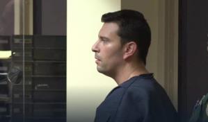 Abogado de Florida acusado de matar a su padre es hallado muerto en prisión