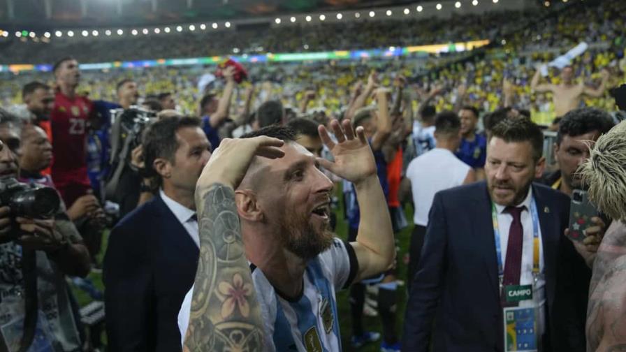 Argentina acaba el invicto de Brasil como local en eliminatorias tras gresca en las gradas