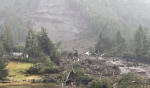 Suben a tres los muertos por un alud en una población pesquera de Alaska