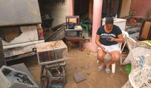 Los afectados por las lluvias comienzan a retornar a sus hogares