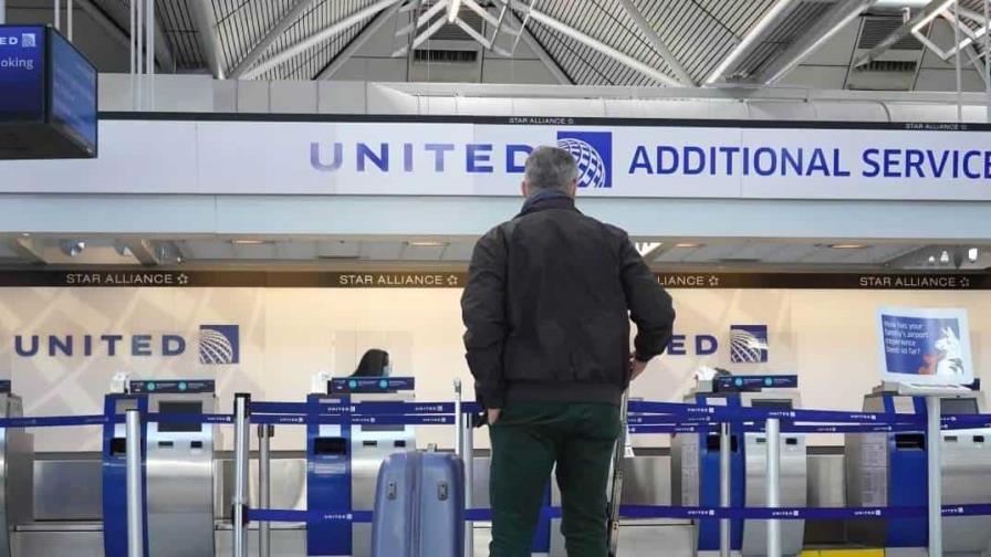 United Airlines estudia usar datos de sus pasajeros para mostrar anuncios personalizados