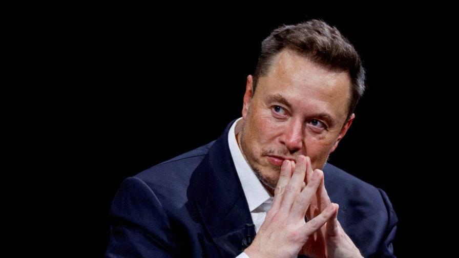 Musk afirma que huelga de empleados de Tesla en Suecia es una locura