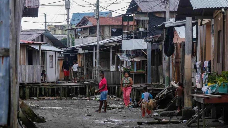 La pobreza en Latinoamérica baja al 29 % en 2022, según Cepal