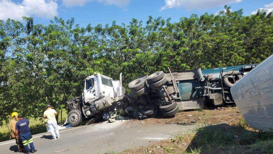 Accidente de tránsito en la autopista Duarte deja 14 personas afectadas