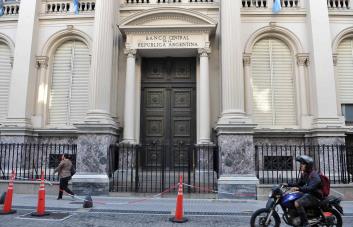 El cierre del Banco Central de Argentina “no es negociable”, afirma el Gobierno electo