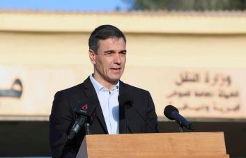 Pedro Sánchez deberá responder en el Congreso por “vuelos secretos” a RD