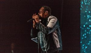 Pastor Rafa Campusano graba video musical en la 42 y alaba a Dios con merengue