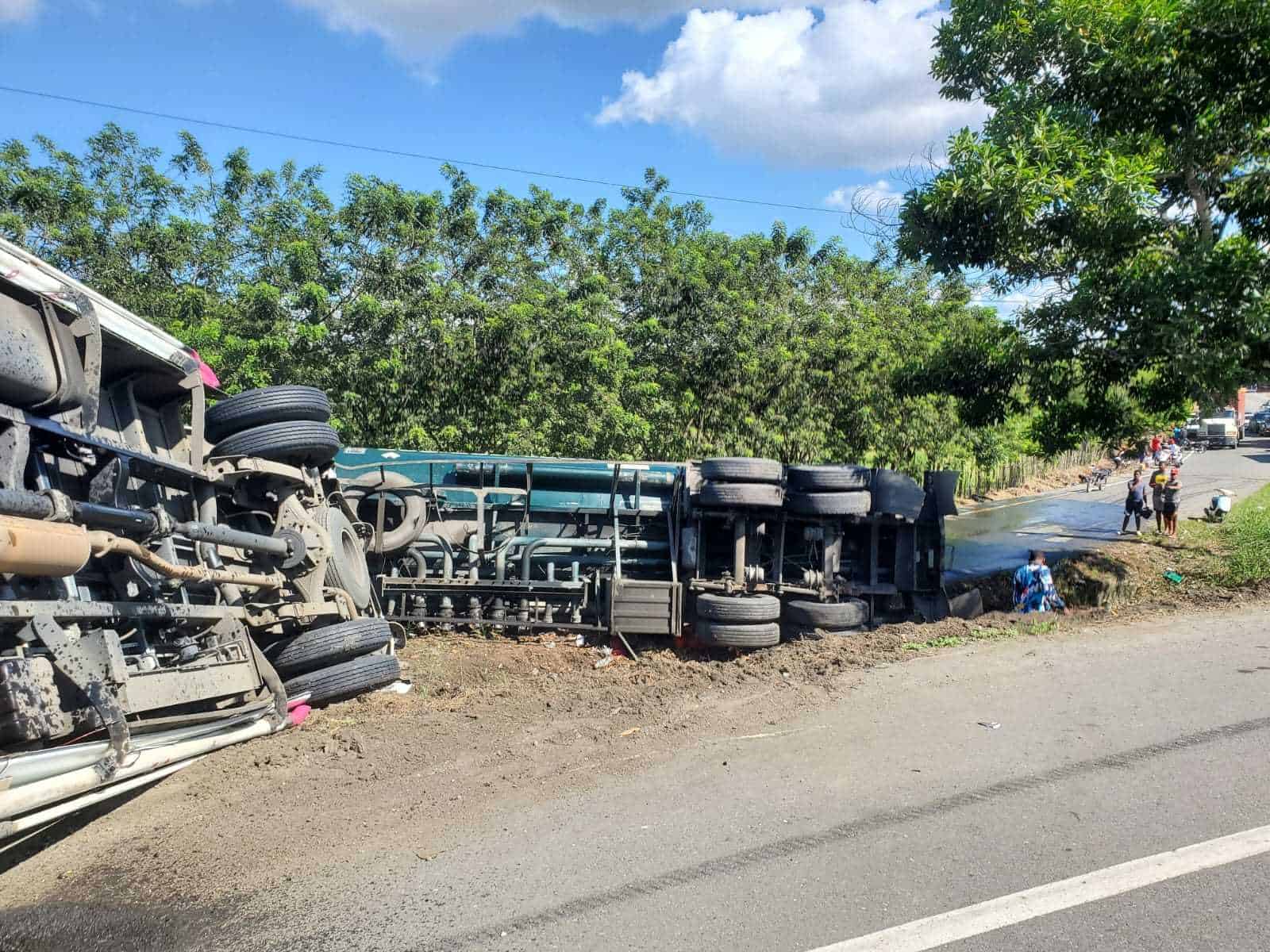 El 9-1-1 informó la tarde de este viernes que ha dado asistencia a 14 personas afectadas.