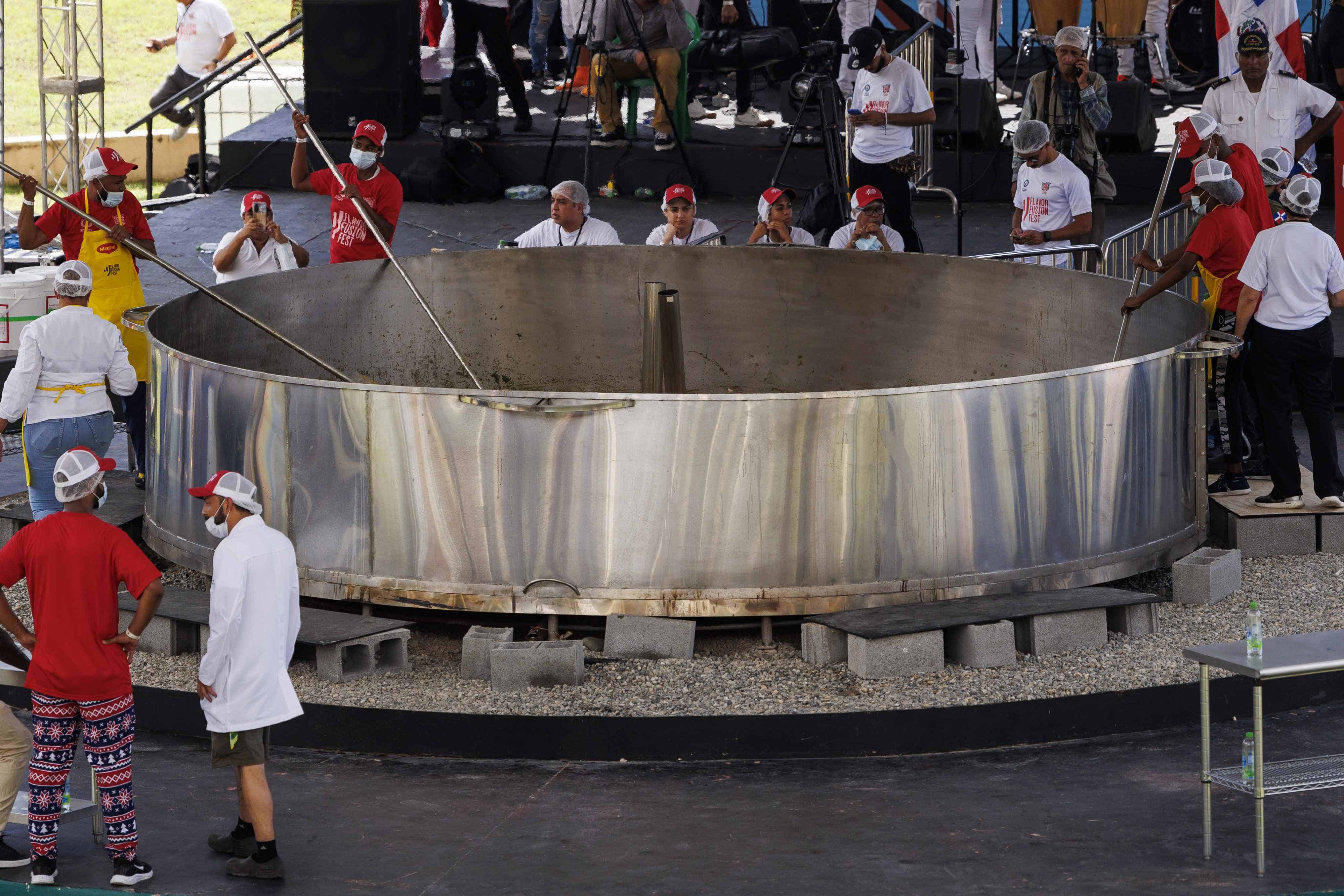 El sancocho más grande del mundo. 