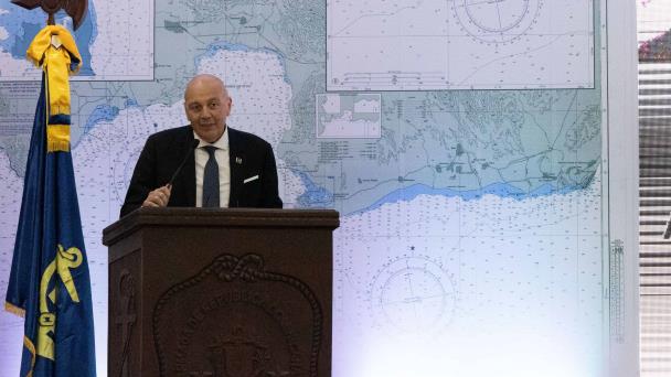 Almirante italiano insta a República Dominicana a modernizar sus rutas de navegación