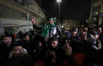 Israel y Hamás cumplen el tercer día de tregua e intercambio de presos por rehenes