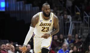 Davis anota 32 puntos, xu mzyor cantidad en la campaña en la victoria de los Lakers