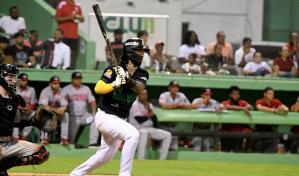 Estrellas vencen a Leones en duelo de pitcheo en el Tetelo Vargas