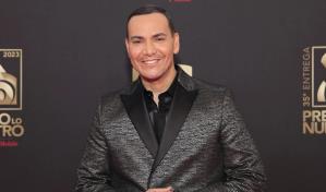 El salsero Víctor Manuelle celebra 30 años de carrera con su nuevo álbum 30/30