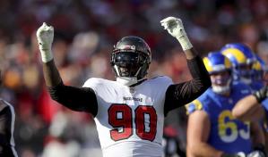 Dolphins contratan al veterano Jason Pierre-Paul y mandan a Phillips a lista de lesionados
