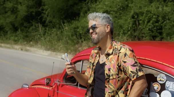 Daniel Santacruz estrena el videoclip Tu Cepillo