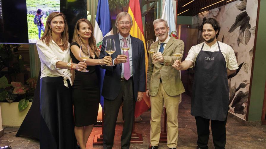 Rías Baixas  presenta selección de vinos en Santo Domingo