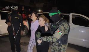 Liberados 12 rehenes en Gaza y 30 presos palestinos tras prórroga de tregua Hamás-Israel