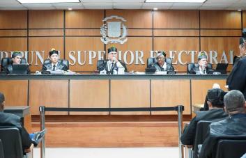 TSE declara inadmisible demanda de precandidato a regidor contra el PRM