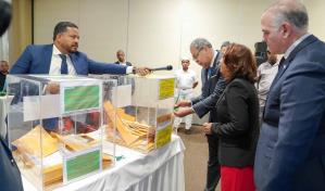 Gobierno destina más de dos mil millones para la compra de medicamentos