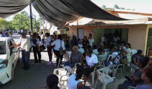 Consternaci&oacute;n en velatorios de cuatro de los diez fallecidos en accidente en Haina