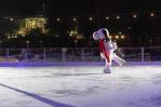 Jill Biden inaugura pista de hielo en la Casa Blanca para temporada navideña Jill Biden inaugura pista de hielo en la Casa Blanca para temporada navideña