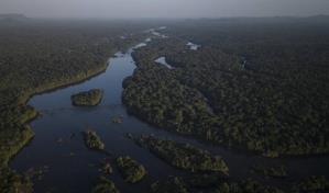 Venezuela lleva a referéndum la disputa del Esequibo y su petróleo