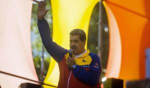 Nicolás Maduro carga contra su homólogo guyanés al cierre de la campaña para el referendo