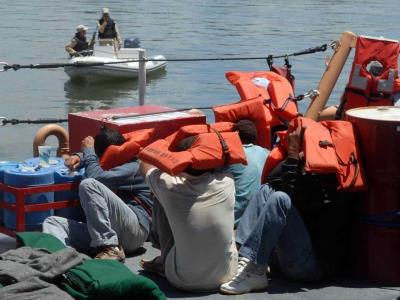 Detienen migrantes en Puerto Rico
