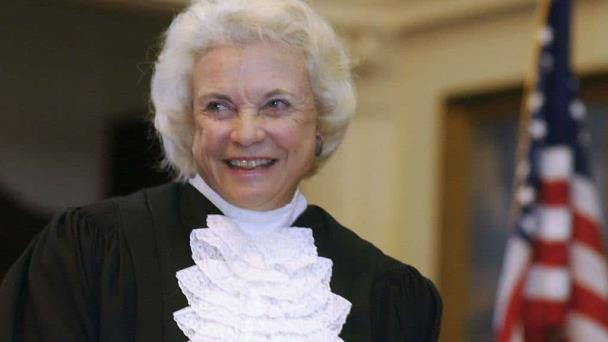 Sandra Day OConnor, la mujer que rompió el techo de cristal en el Supremo de EE.UU.