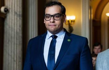 El Congreso de EE.UU. expulsa al polémico legislador republicano George Santos