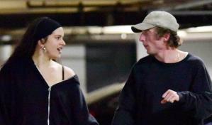 Rosalía y Jeremy Allen White son pareja, afirman medios estadounidenses