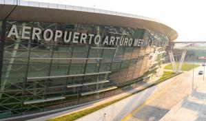Aerodom: Chile solo concesionó la zona pública de la terminal de pasajeros y carga