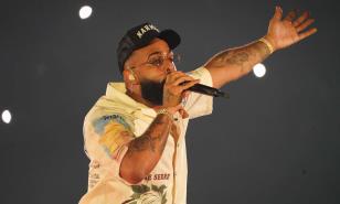 Eladio Carrión enciende el Palacio de los Deportes en su primera noche