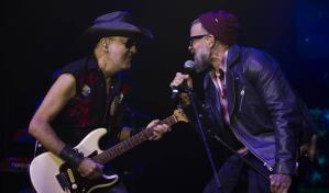 El espíritu de Pau Donés revive con la banda de Jarabe de Palo y Pedro Capó en Puerto Rico
