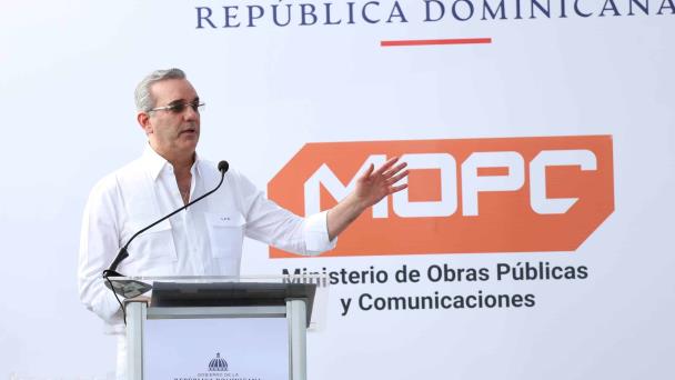 Abinader inaugura hospital remozado en Ocoa con inversión de RD$71 millones