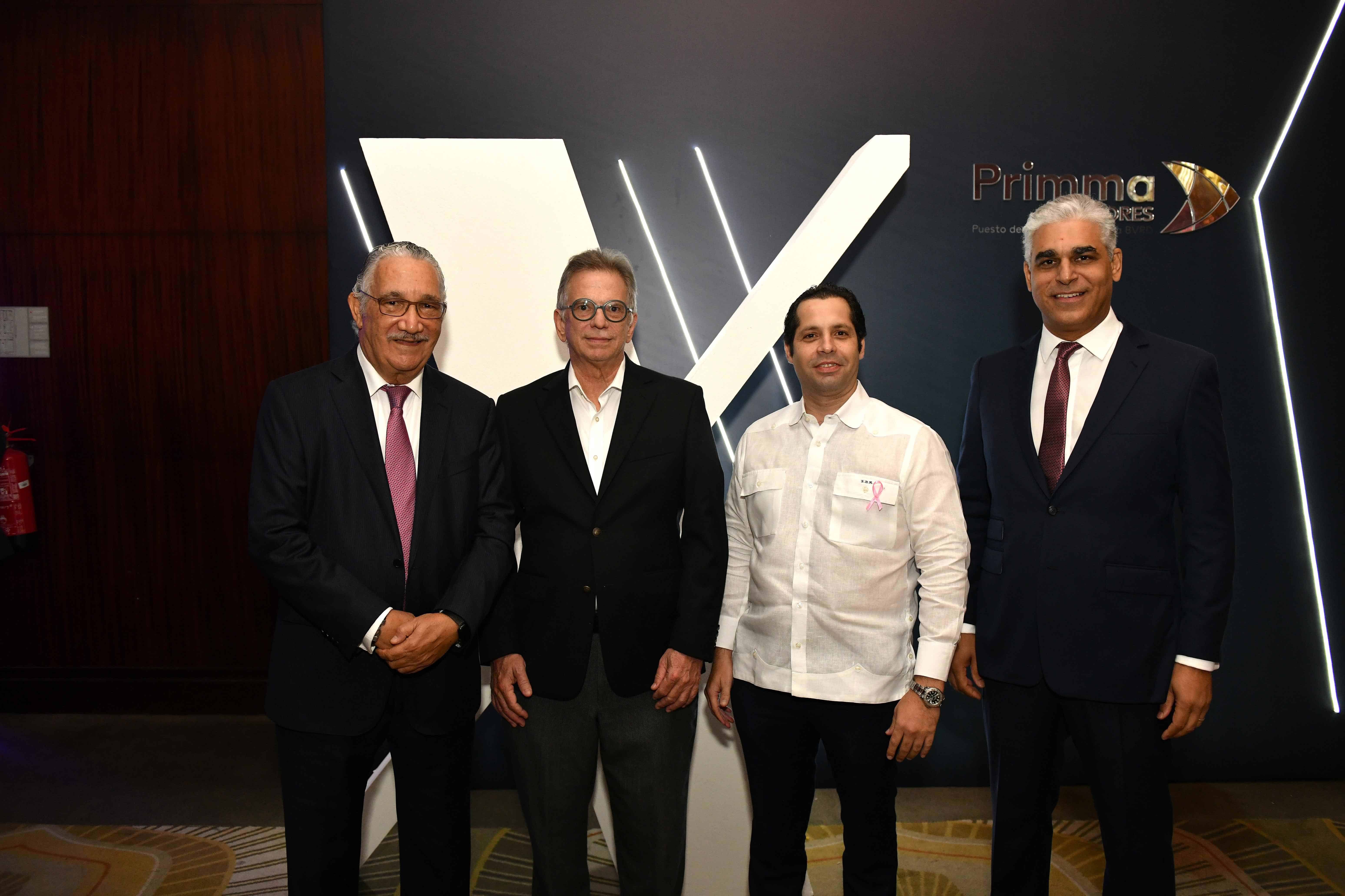 Julio Cross, Otto Obritzhauzer, Ernesto Bournigal Read y Javier Guerrero.