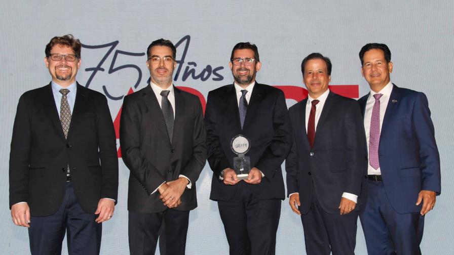 Font Gamundi recibe reconocimiento de ARPF como miembro fundador