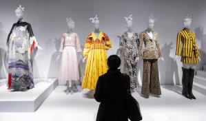 Las mujeres diseñadoras protagonizan exposición del MET Museum de Nueva York