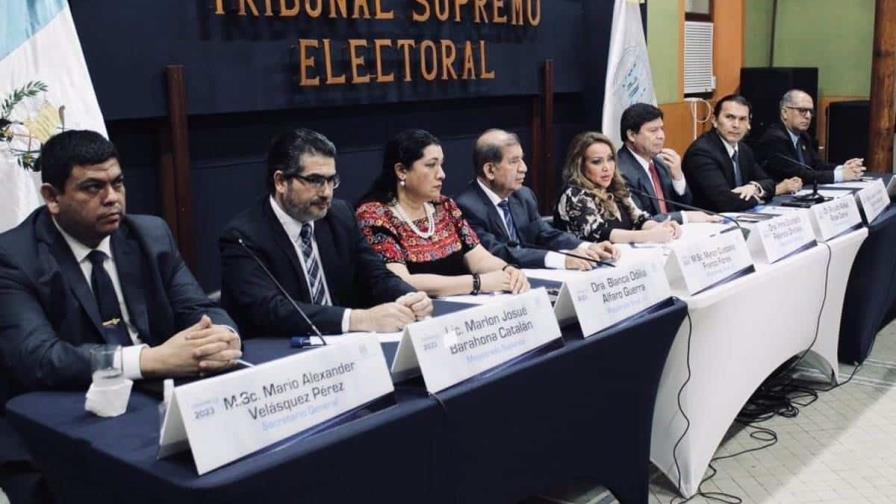 El Congreso de Guatemala retira la inmunidad a cuatro magistrados del tribunal electoral
