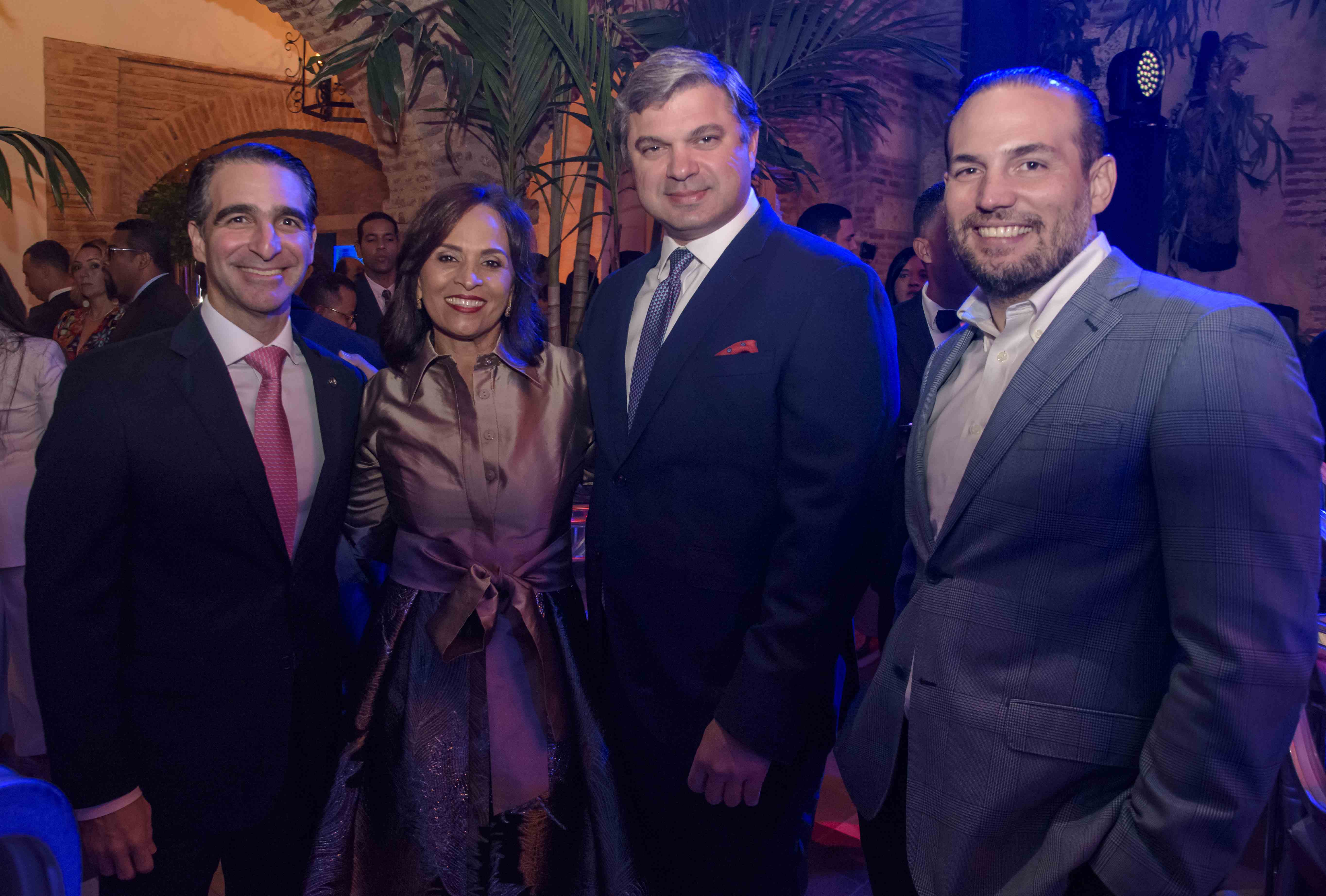 Jorge arodríguez, Jinny Alba, Luis Rojas y Benigno López.