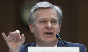 El jefe del FBI pide renovación de programa de espionaje