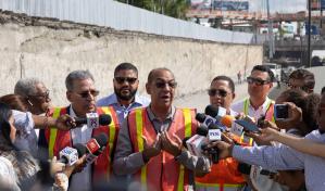 Constructora Estrella restaurará el muro colapsado del paso a desnivel de la 27 de Febrero