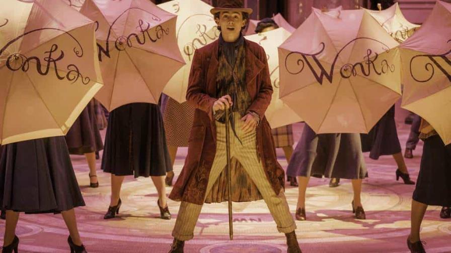 Timothée Chalamet encuentra un mundo de imaginación pura en "Wonka"