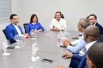 Abel y Margarita se reúnen con candidatos a alcaldes del Gran Santo Domingo
