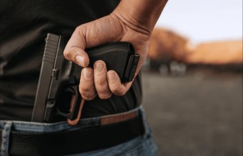 Unos 75,000 hispanos murieron en EE.UU. por armas de fuego en dos décadas